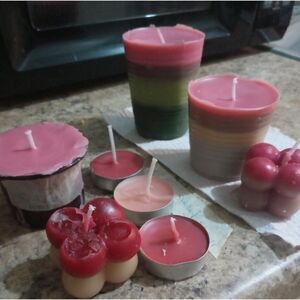 1 surprise Scented home made candle